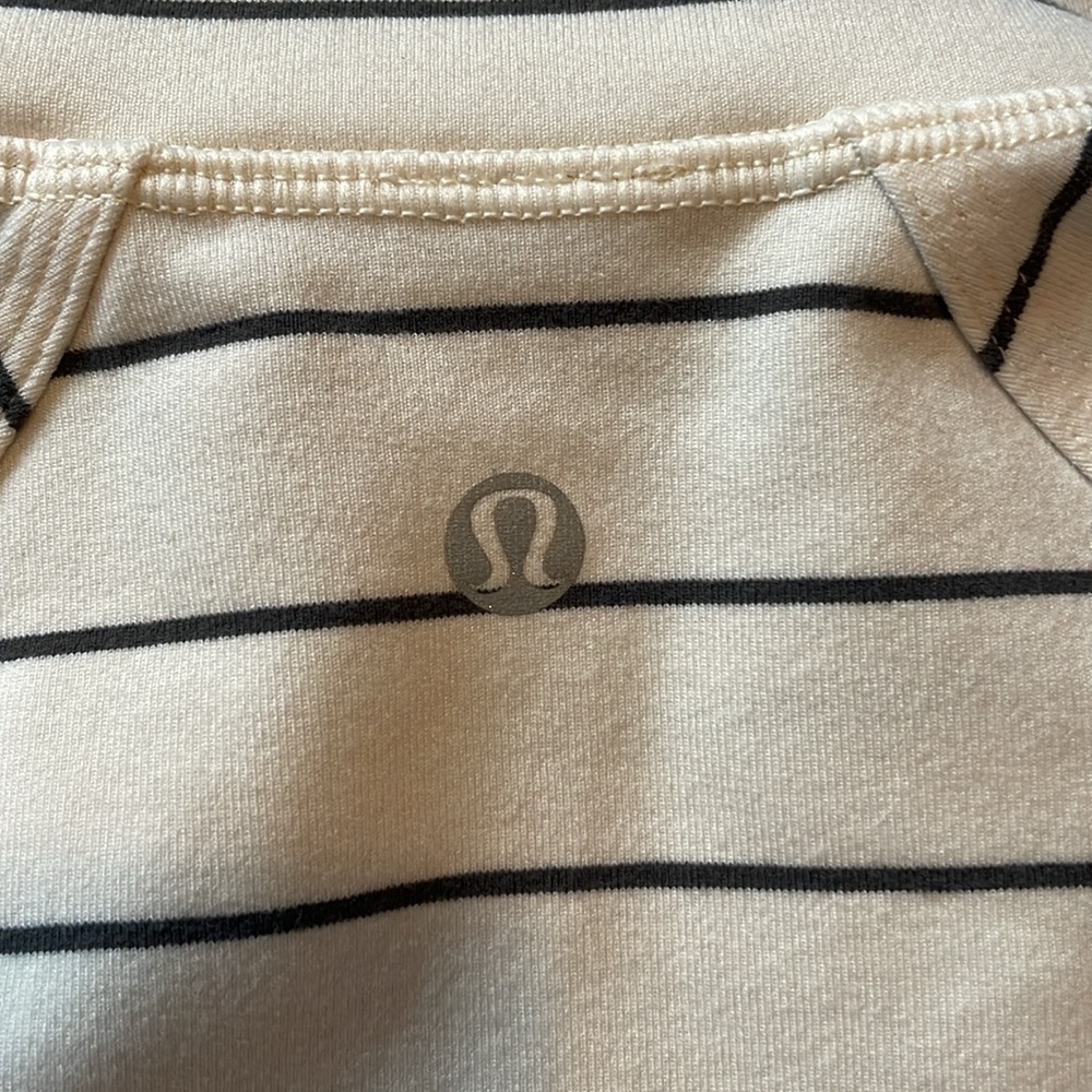 EUC Lululemon Nice Asana Jacket Slalom Stripe Angel Wing / Angel Wing, Sz 0 - Picture 5 of 8